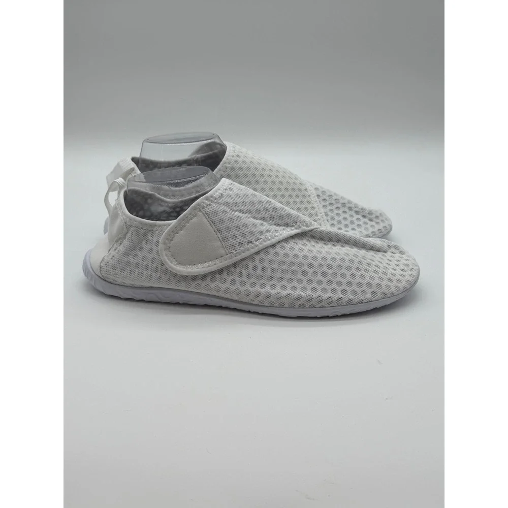 White Mesh Water Shoes Aqua Socks Hook and Loop Closure Size XXL Unisex 11-12
